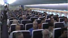 FIRST REAL-LIFE VIDEO: flying in a Boeing 787